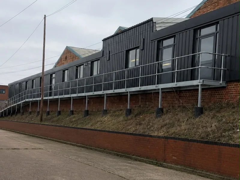 Vertical Cladding