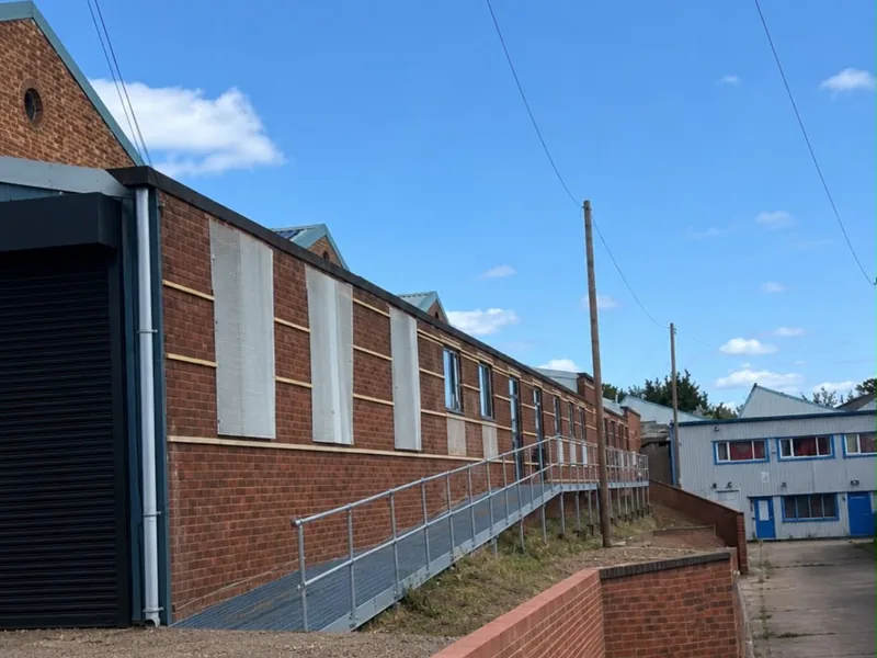 Vertical Cladding